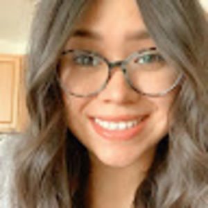 Meet your Posher, Marcela